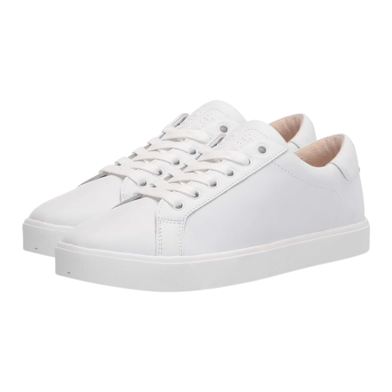 Clean Girl Sneakers from Amazon - A Jetset Journal